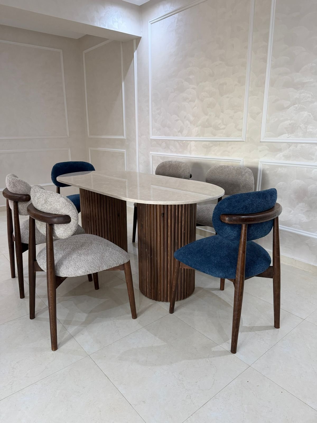 Chaises tapissées design
